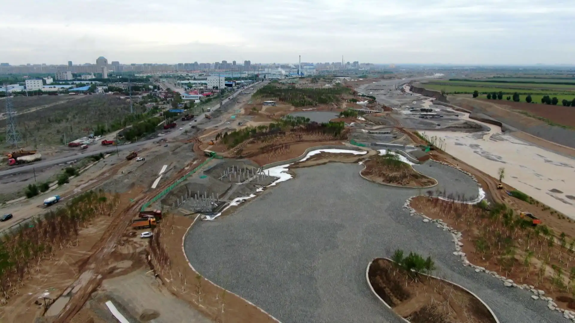 昌吉市头屯河河道沿岸整治工程